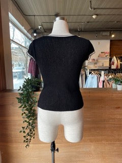Mesh Trim staple Tee