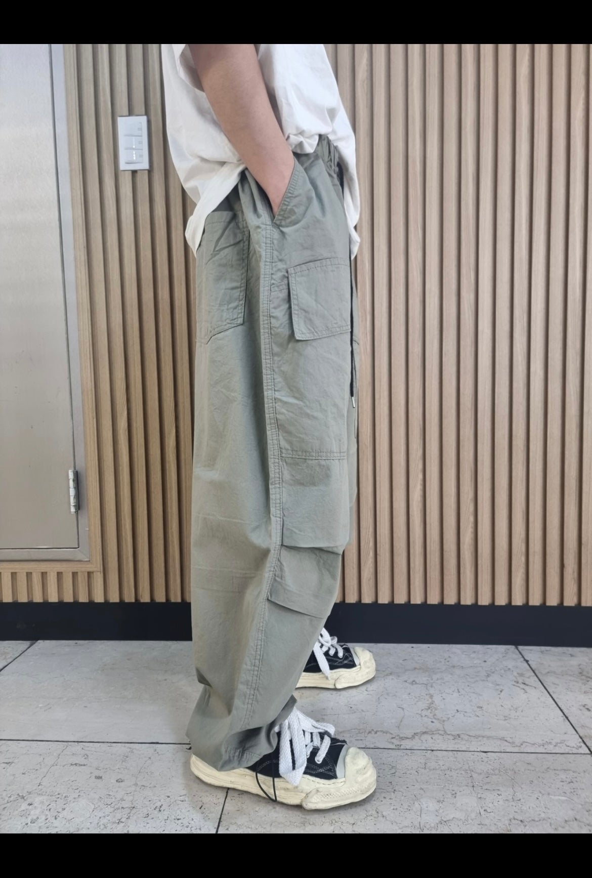 Basket over balloon pants