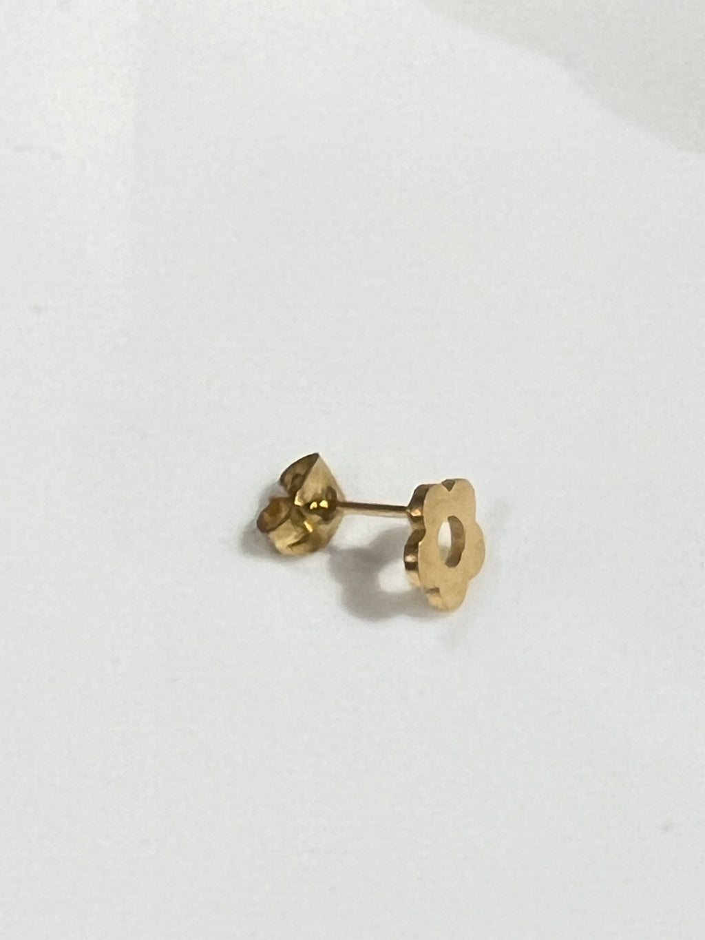 Dainty Flower Earrings