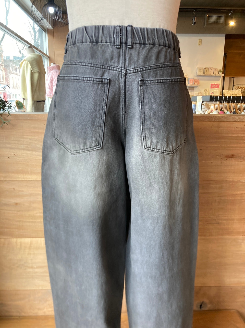 Men's Oversized Barrel Fit Pants