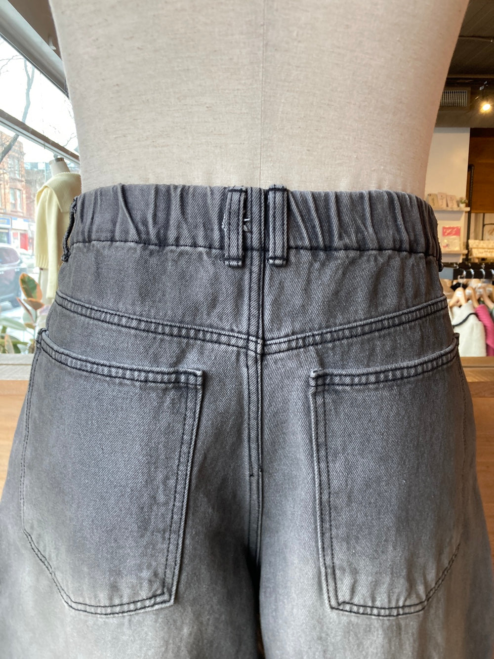 Men's Oversized Barrel Fit Pants