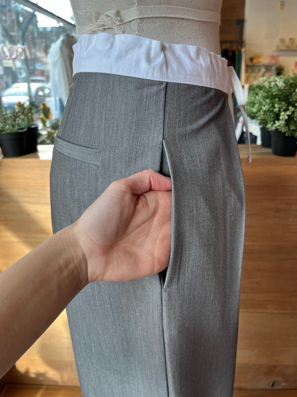 White Waistband Casual Slacks