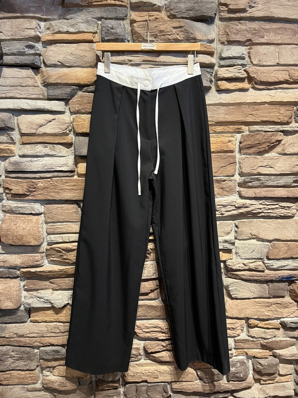 White Waistband Casual Slacks