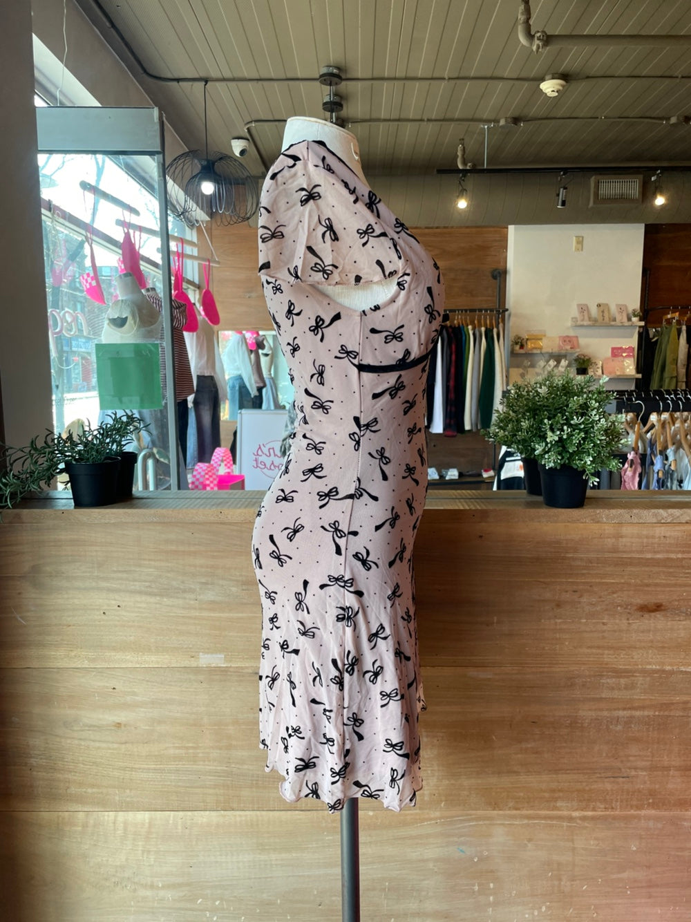 Velvet Piping V-Neck Dress