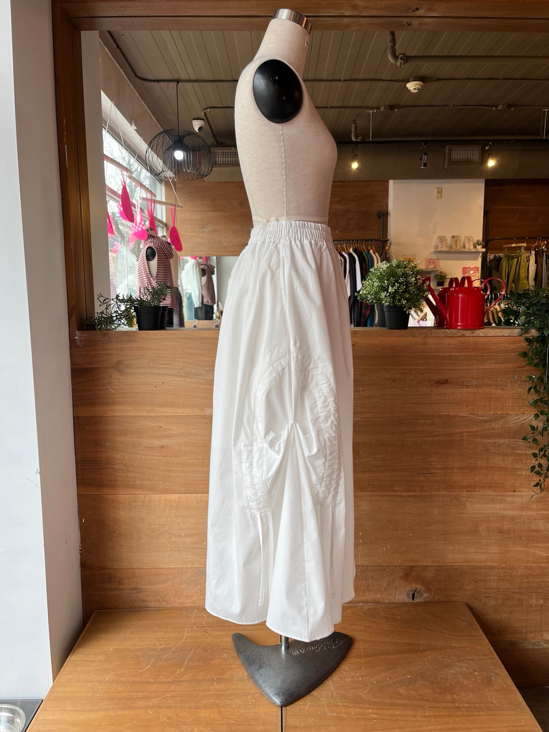 Rounded Hip Synch Maxi Skirt