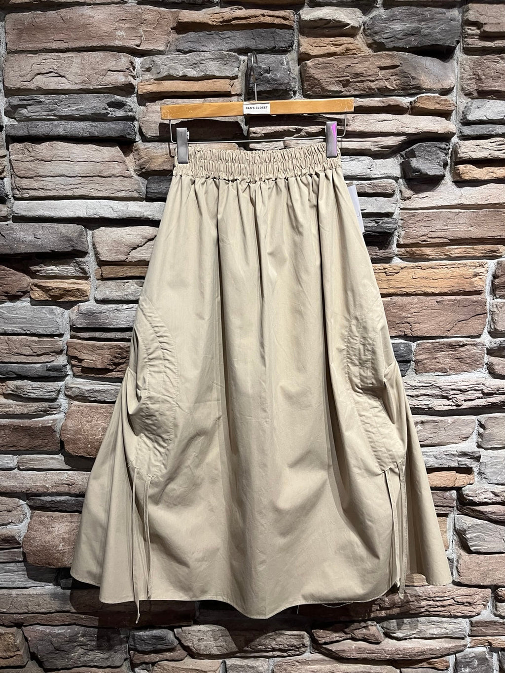 Rounded Hip Synch Maxi Skirt