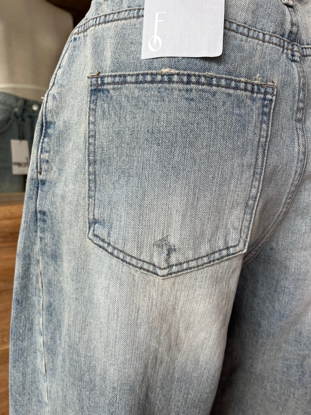 Women's Light Wash Wide Jeans
