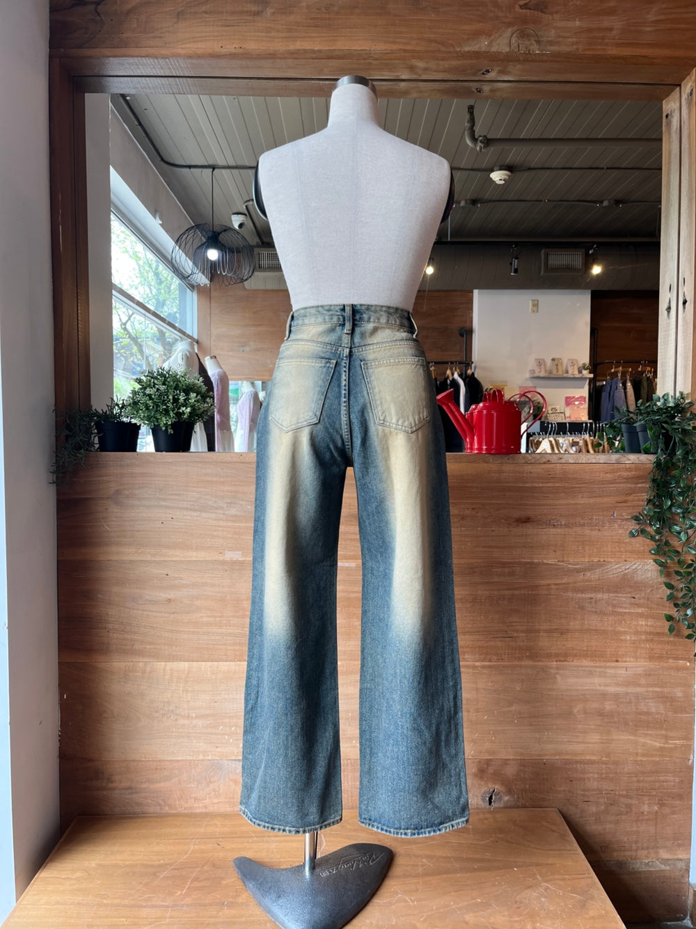 Washed out Wide Leg Jeans