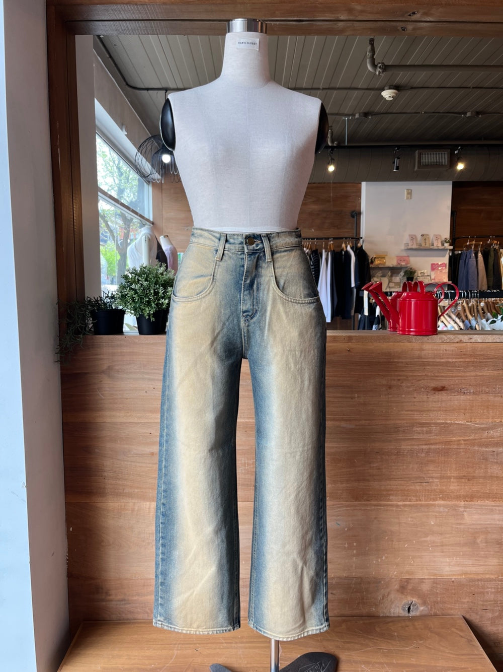 Washed out Wide Leg Jeans