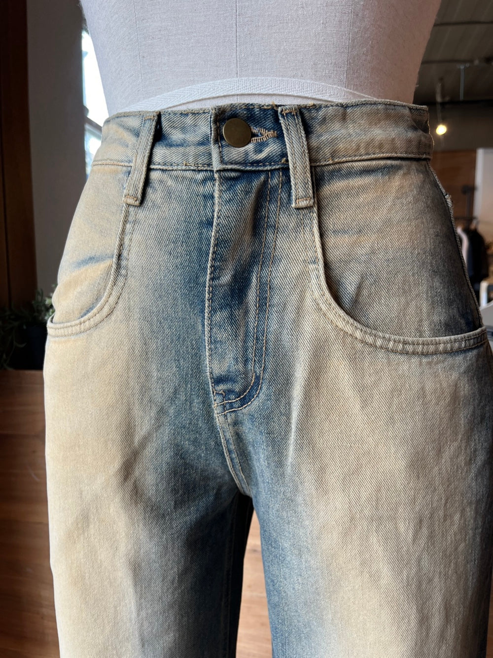 Washed out Wide Leg Jeans