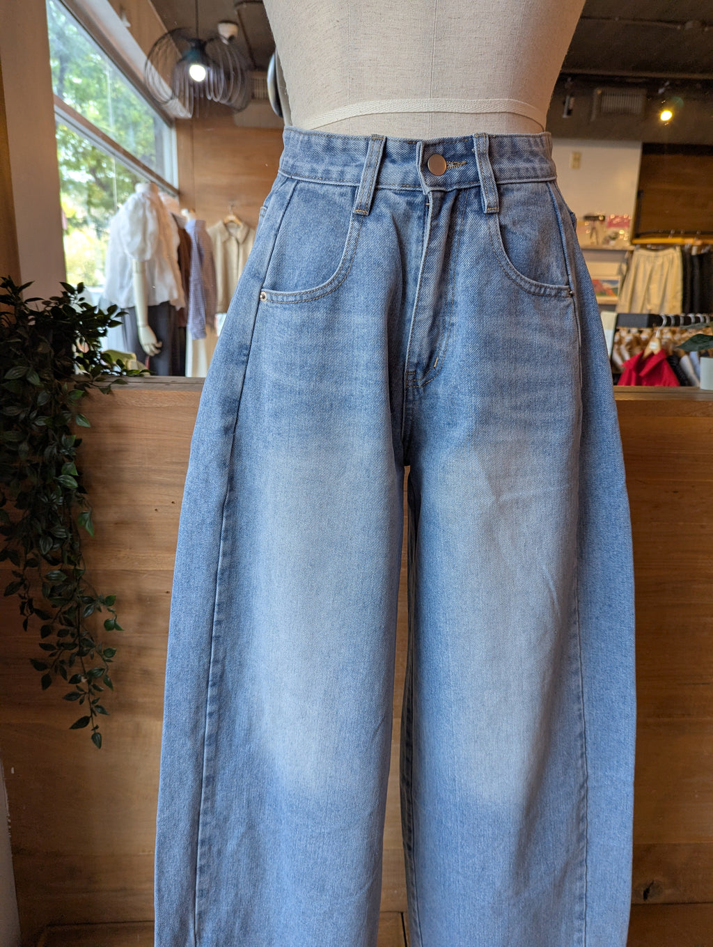Panel Balloon Jeans