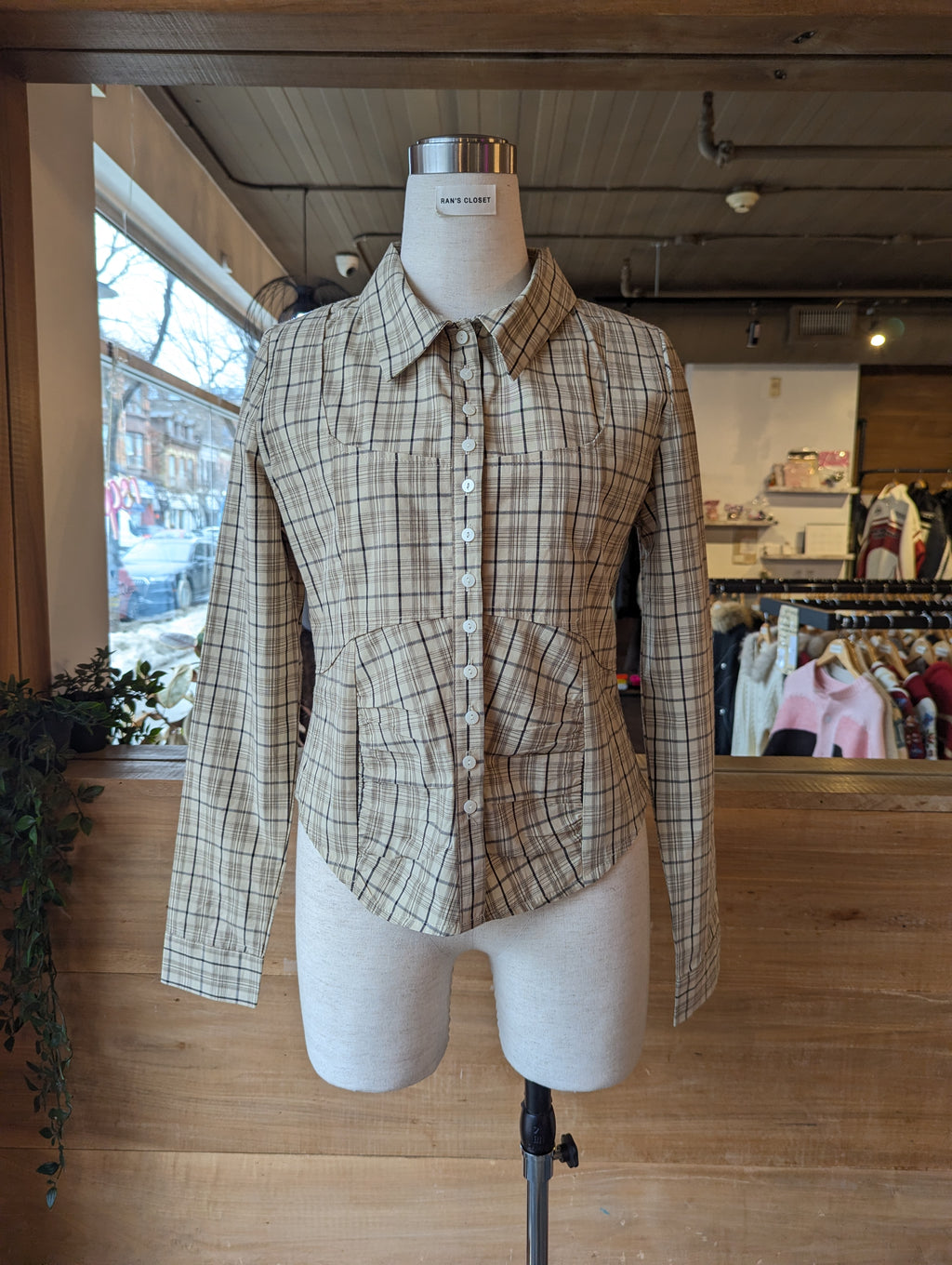 Coreseted Plaid Button Up