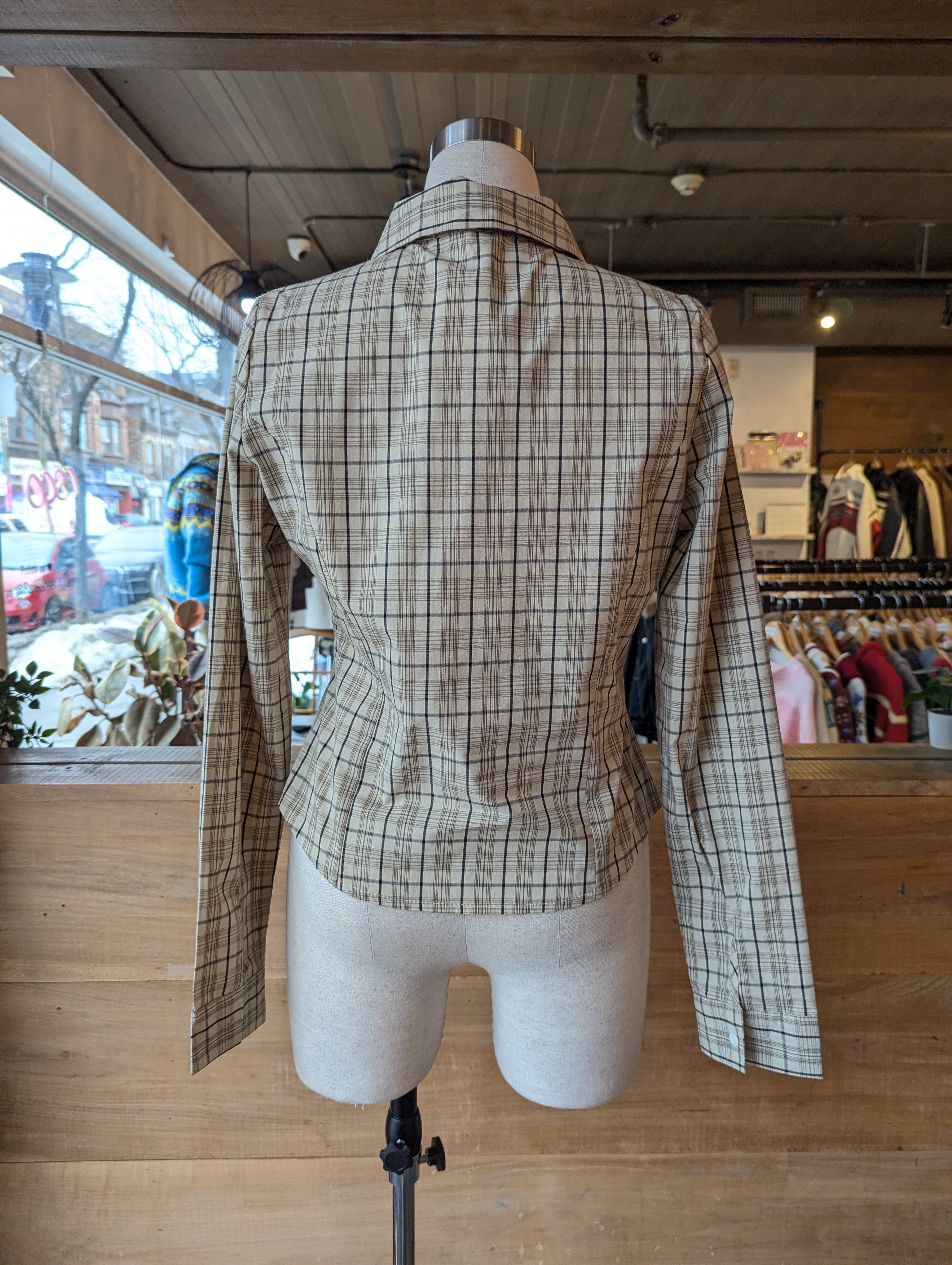 Coreseted Plaid Button Up