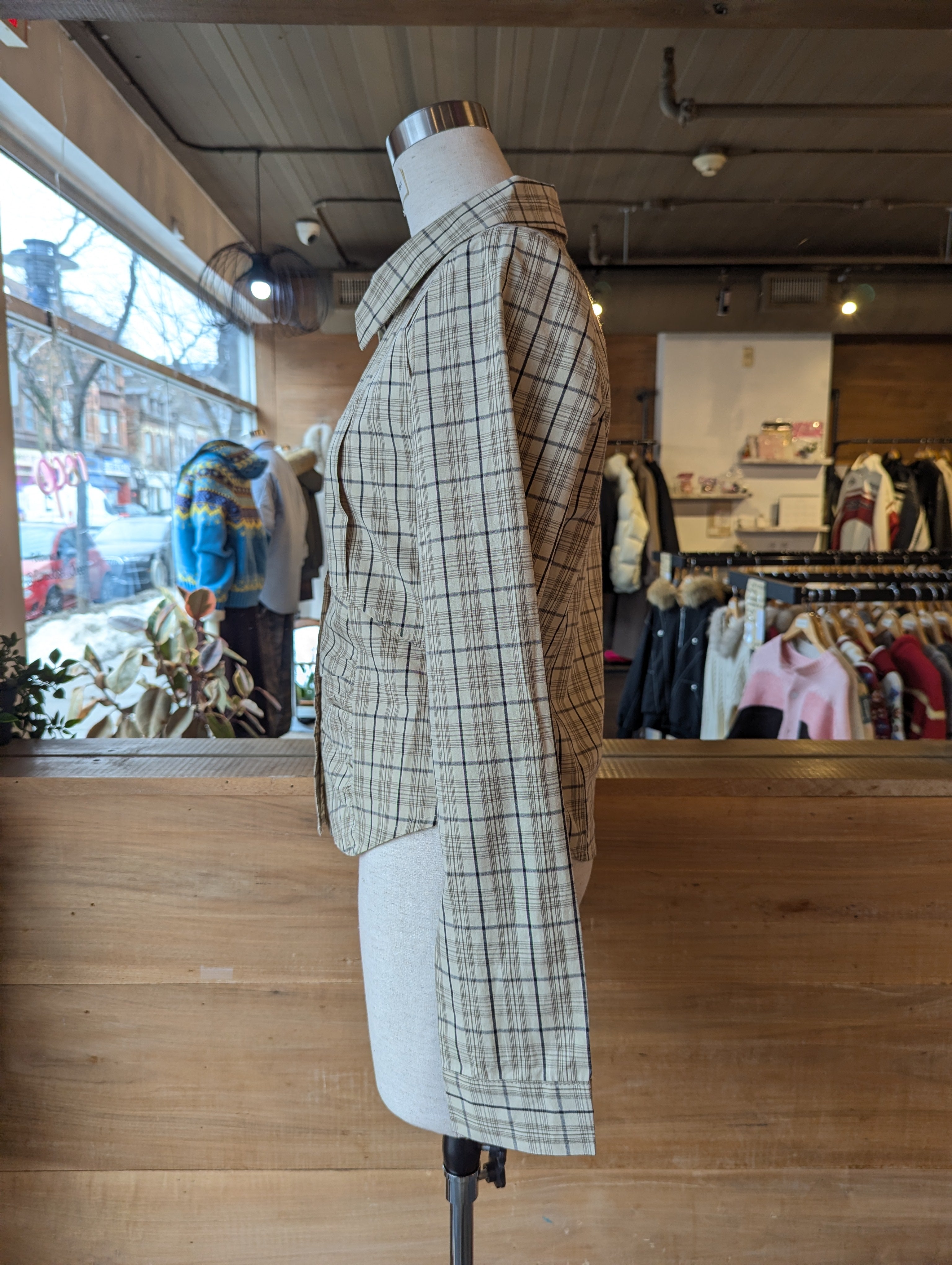 Coreseted Plaid Button Up