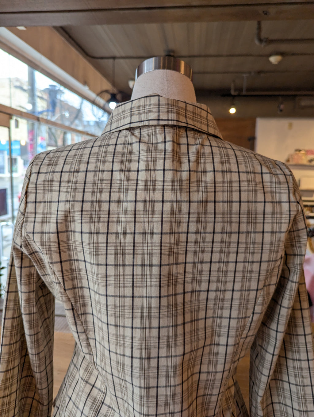 Coreseted Plaid Button Up
