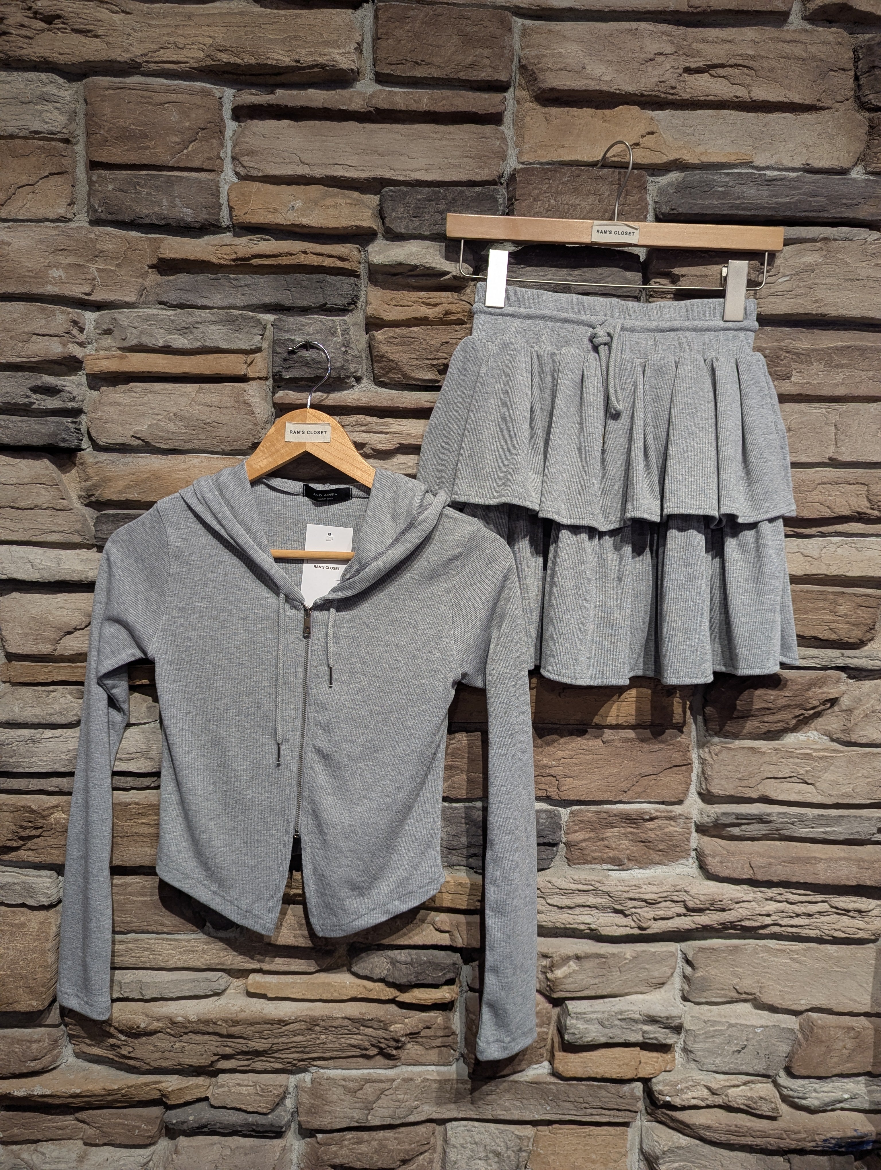 Ribbed Day Dream Set With Skirt