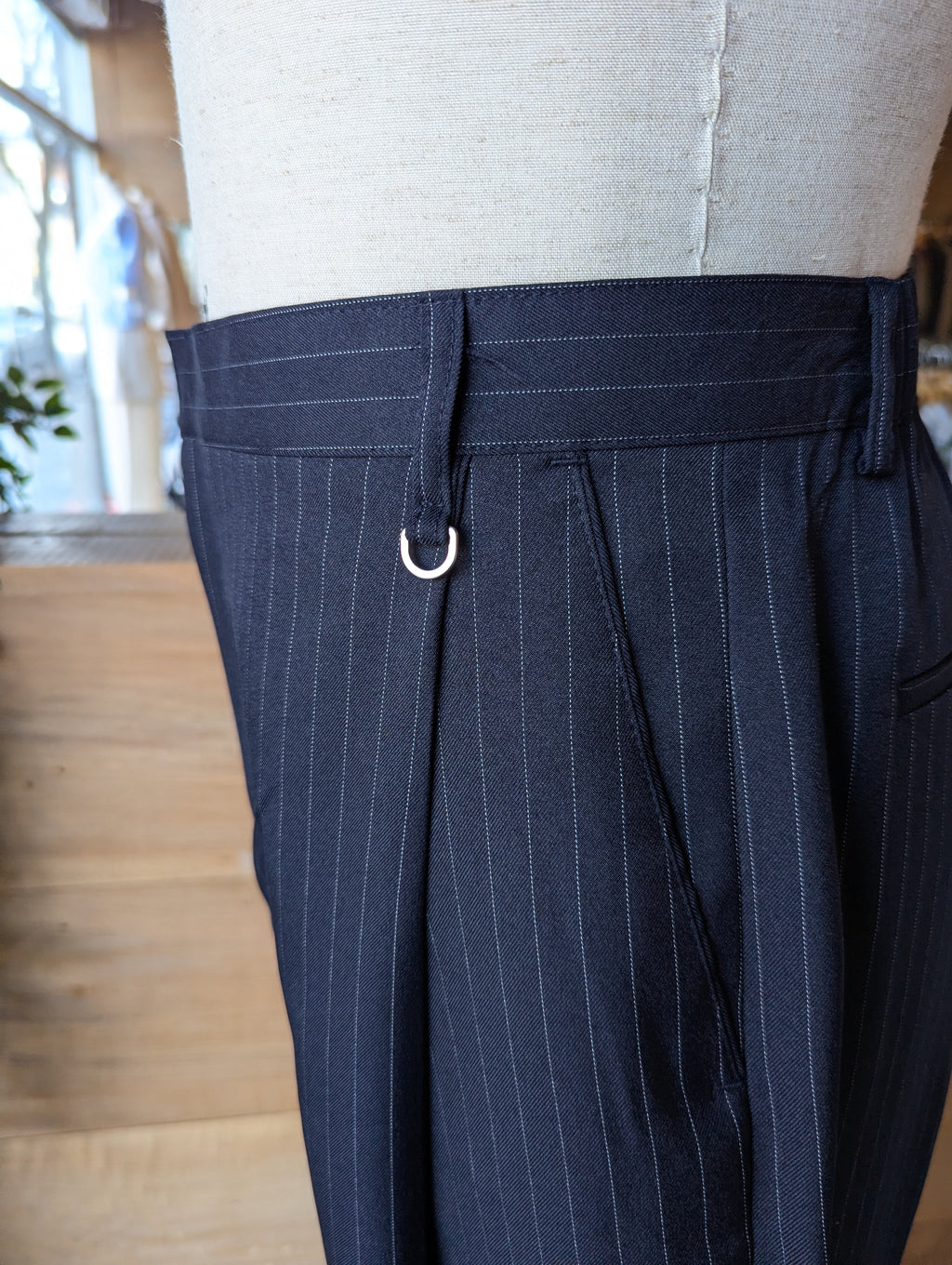 Dapper Pleated Ring Trouser