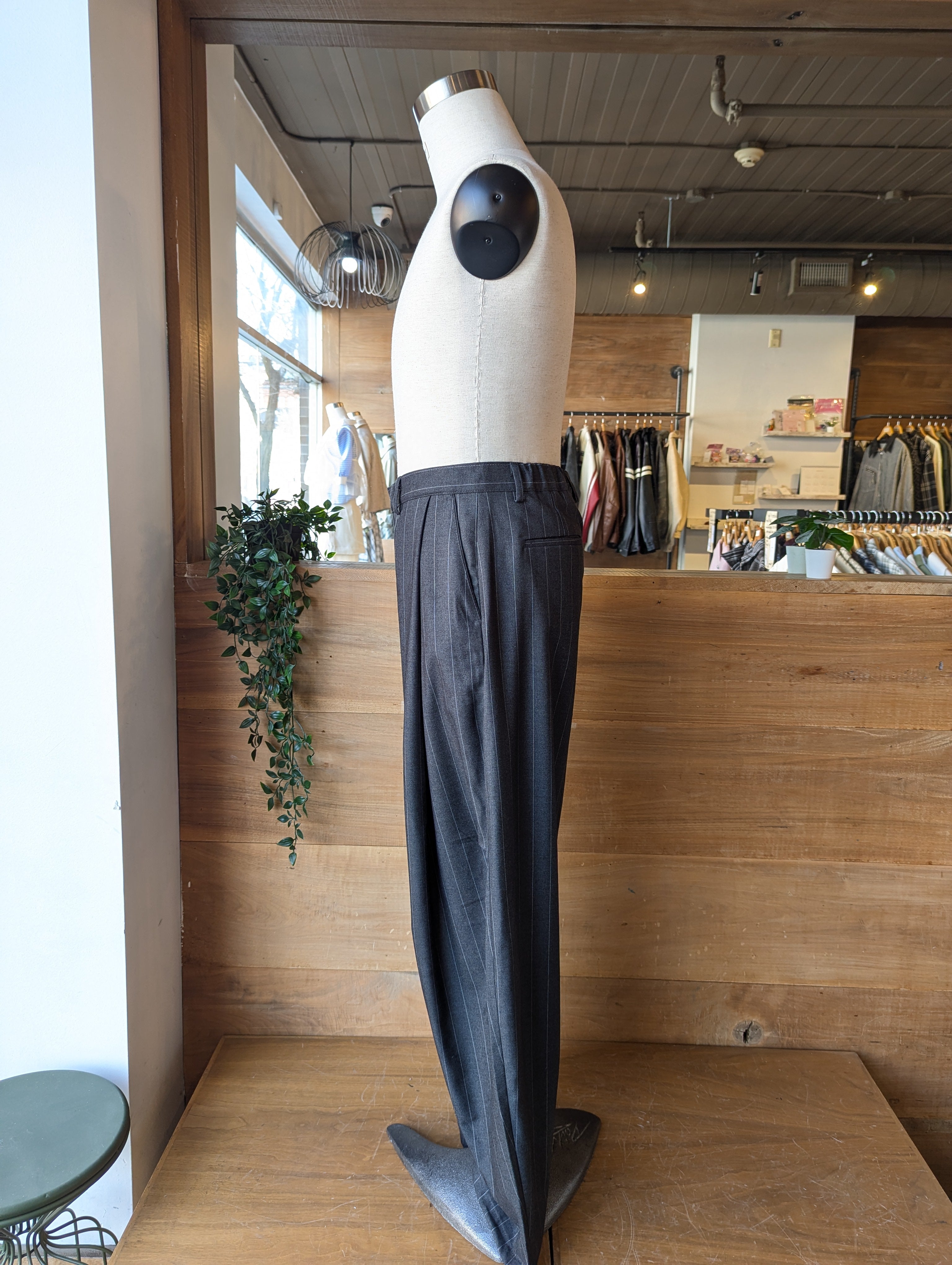 Dapper Pleated Trouser