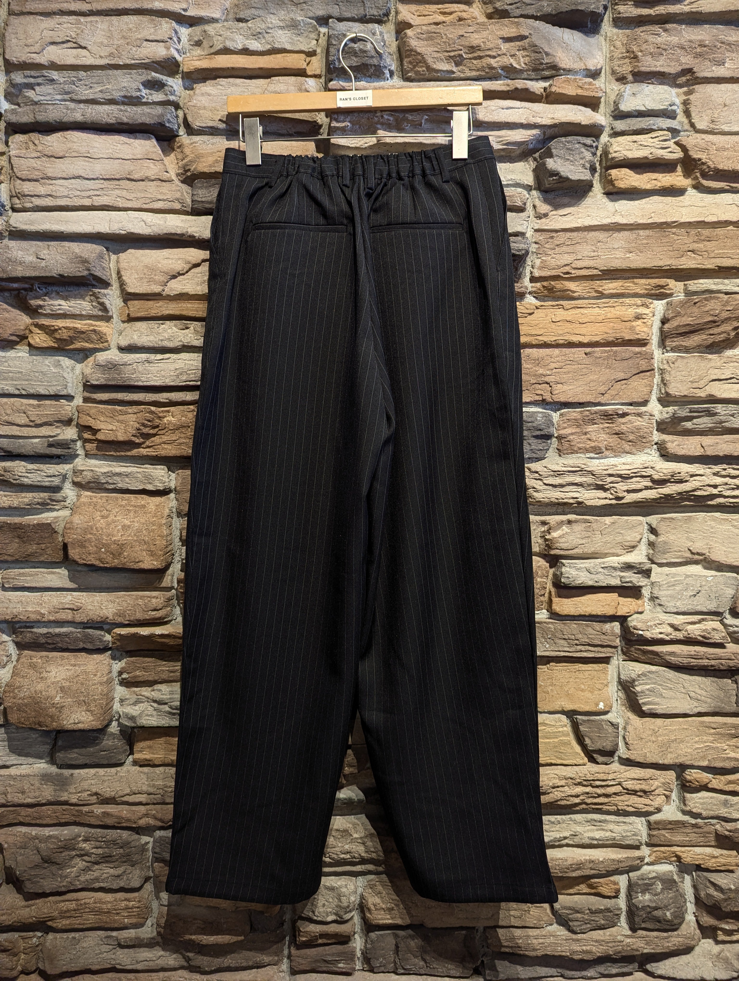 Dapper Pleated Ring Trouser