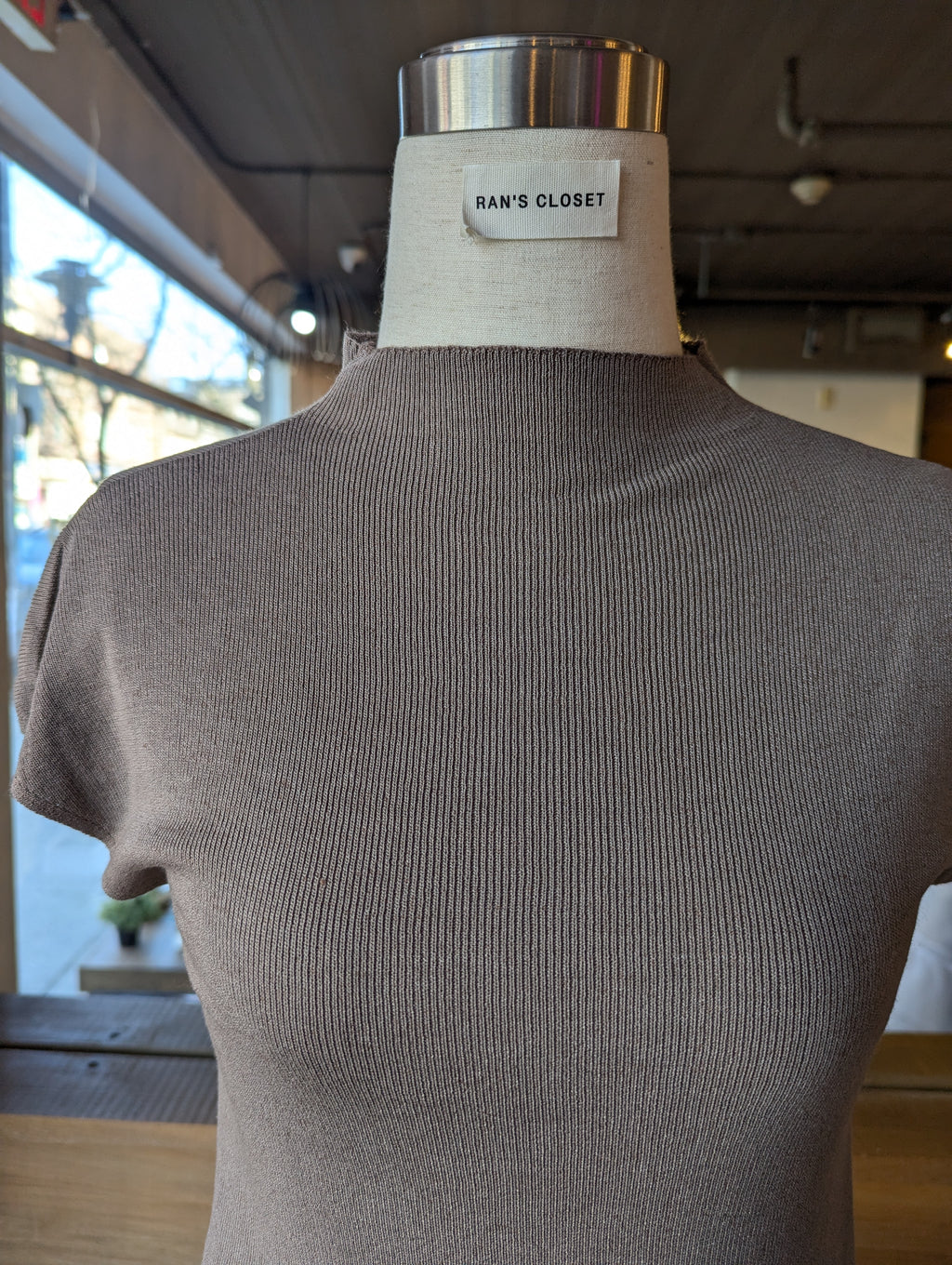 Soft Sculpt Mock neck Tee