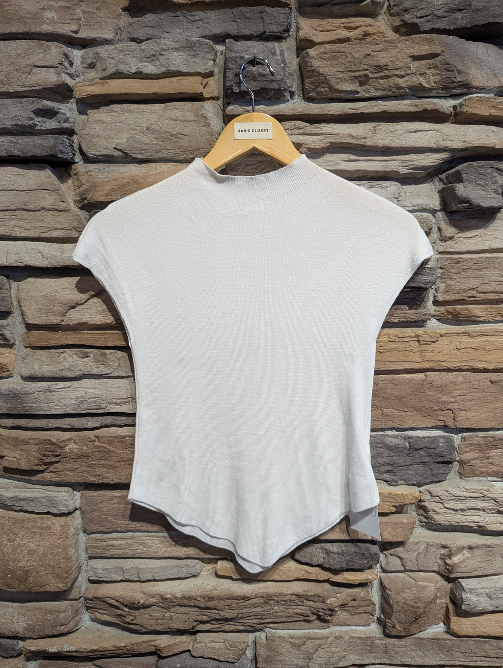 Soft Sculpt Mock neck Tee