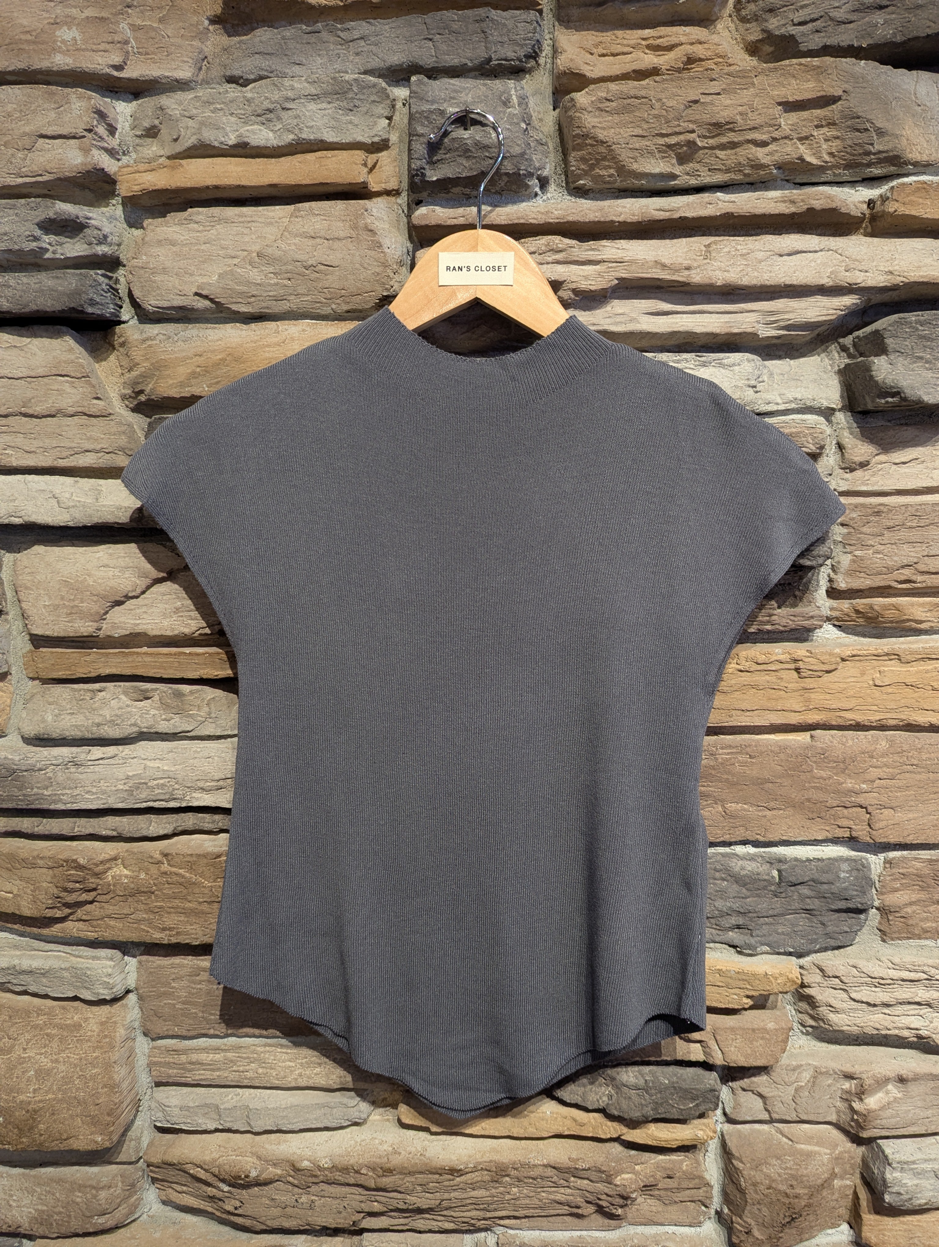 Soft Sculpt Mock neck Tee