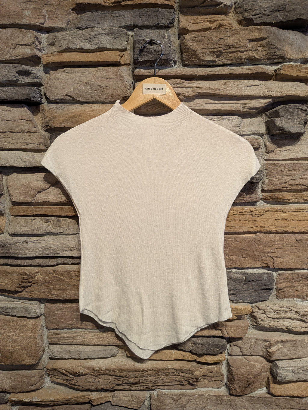 Soft Sculpt Mock neck Tee