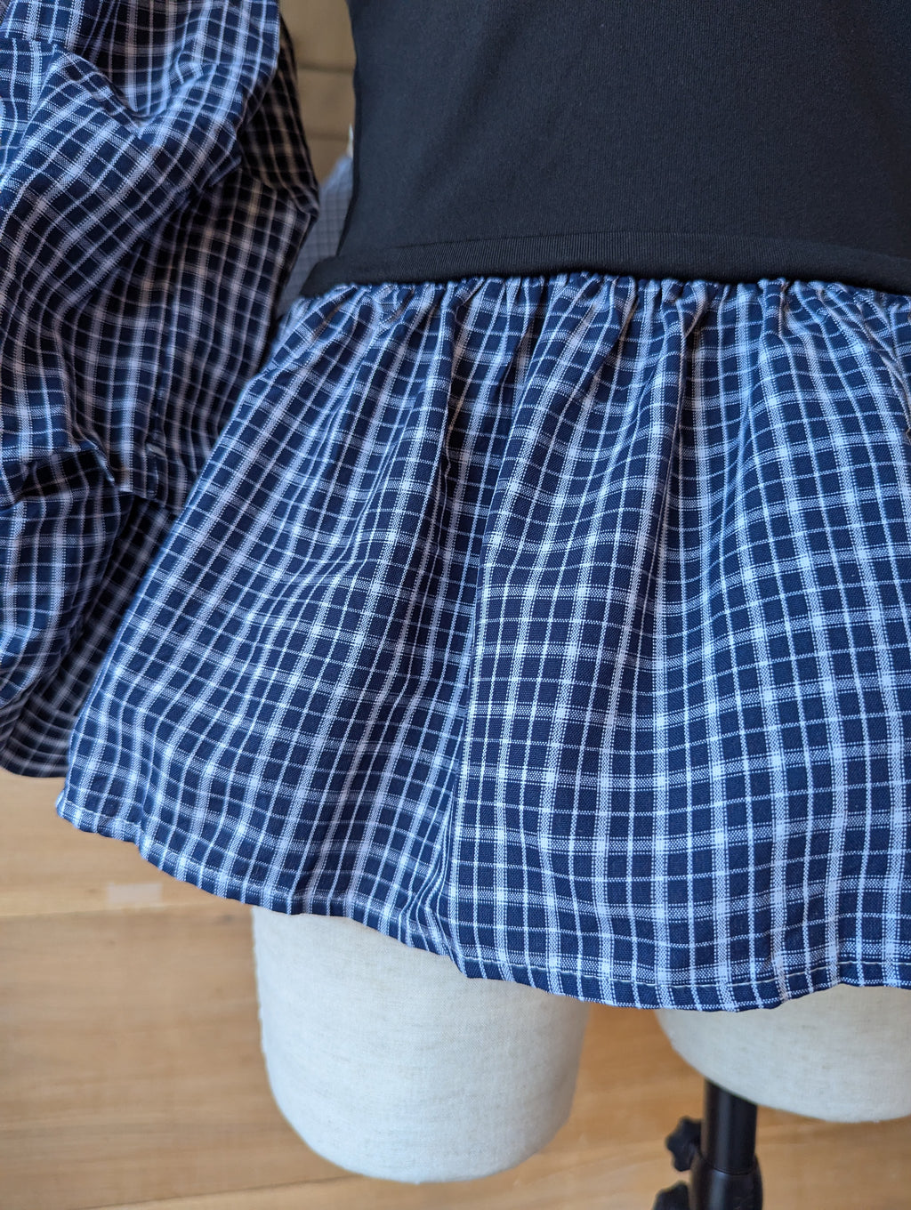 Soft Puff Plaid Top