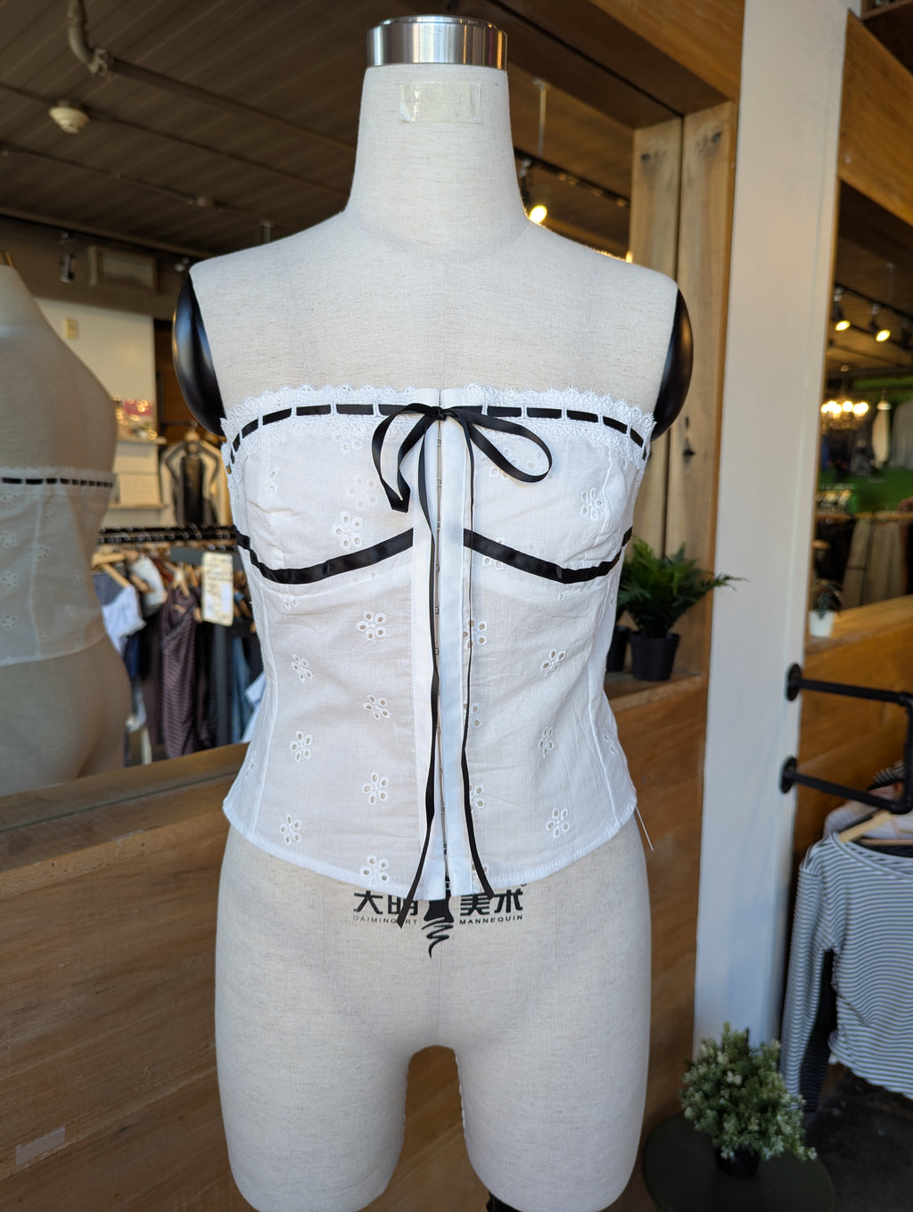 Eclipse Eyelet Corset