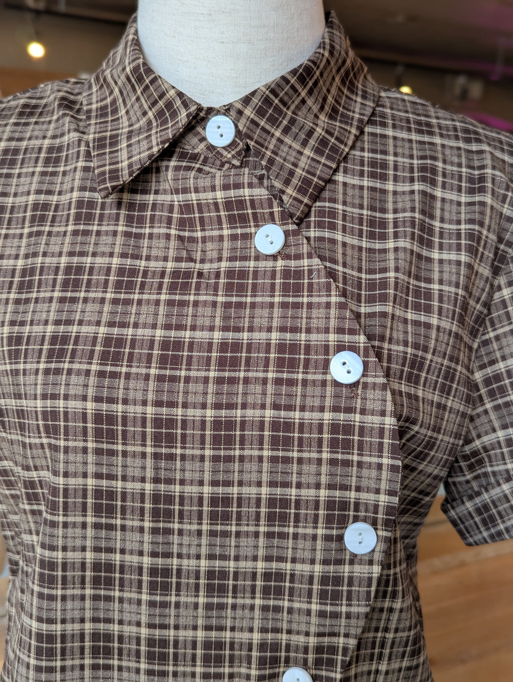 Crossbutton Café Top