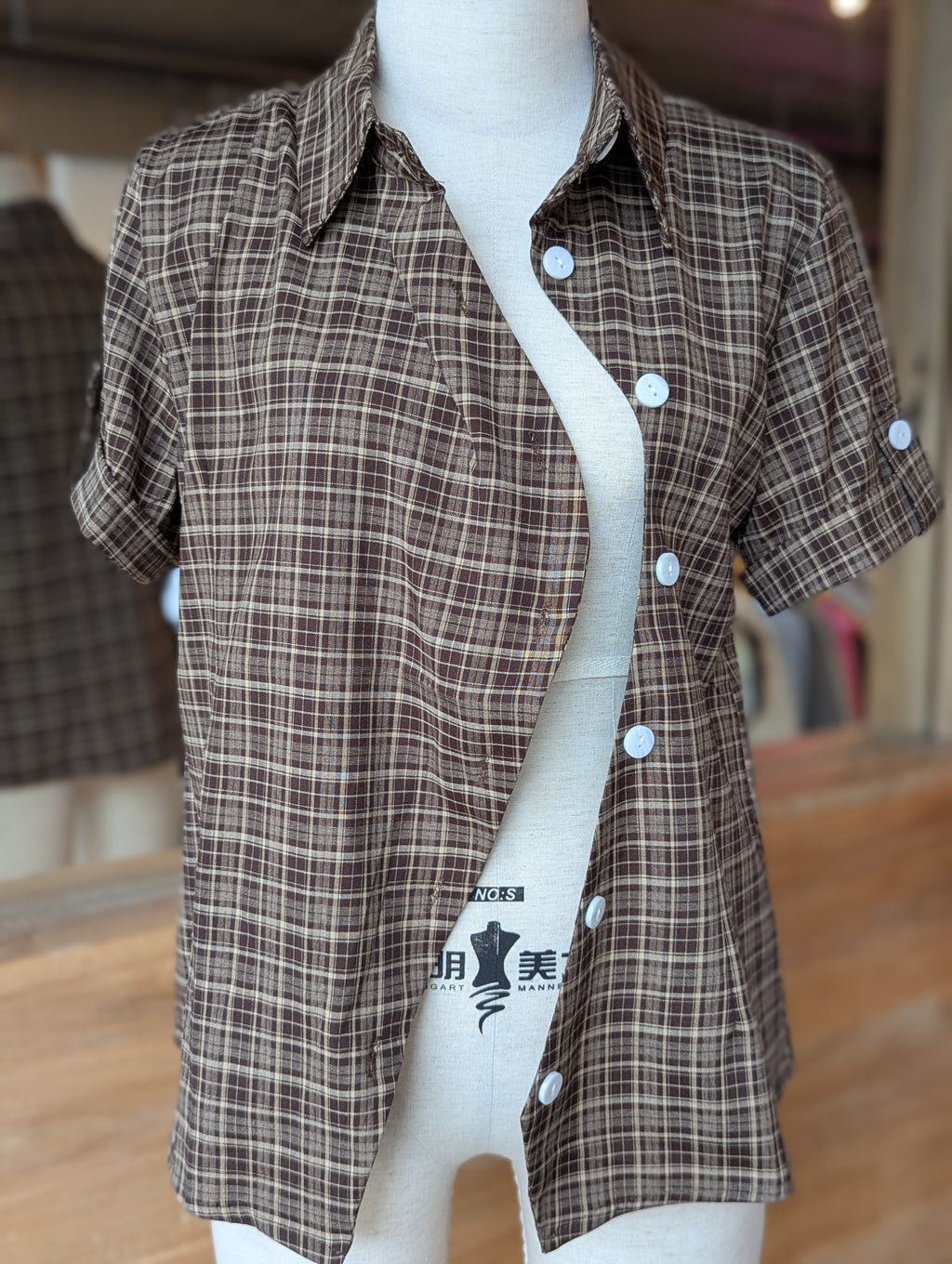 Crossbutton Café Top