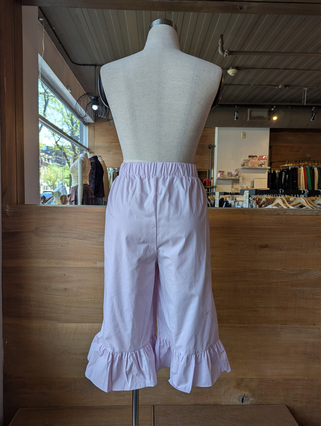 Petal Path Bloomer Capris