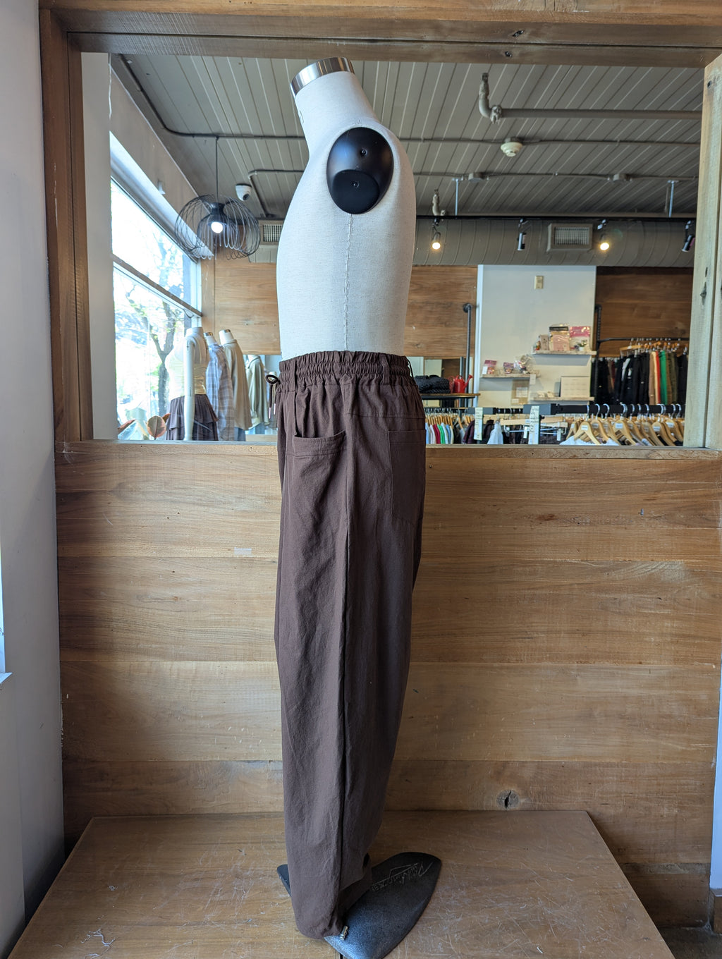 Windrise Pleated Wide-Leg Pant