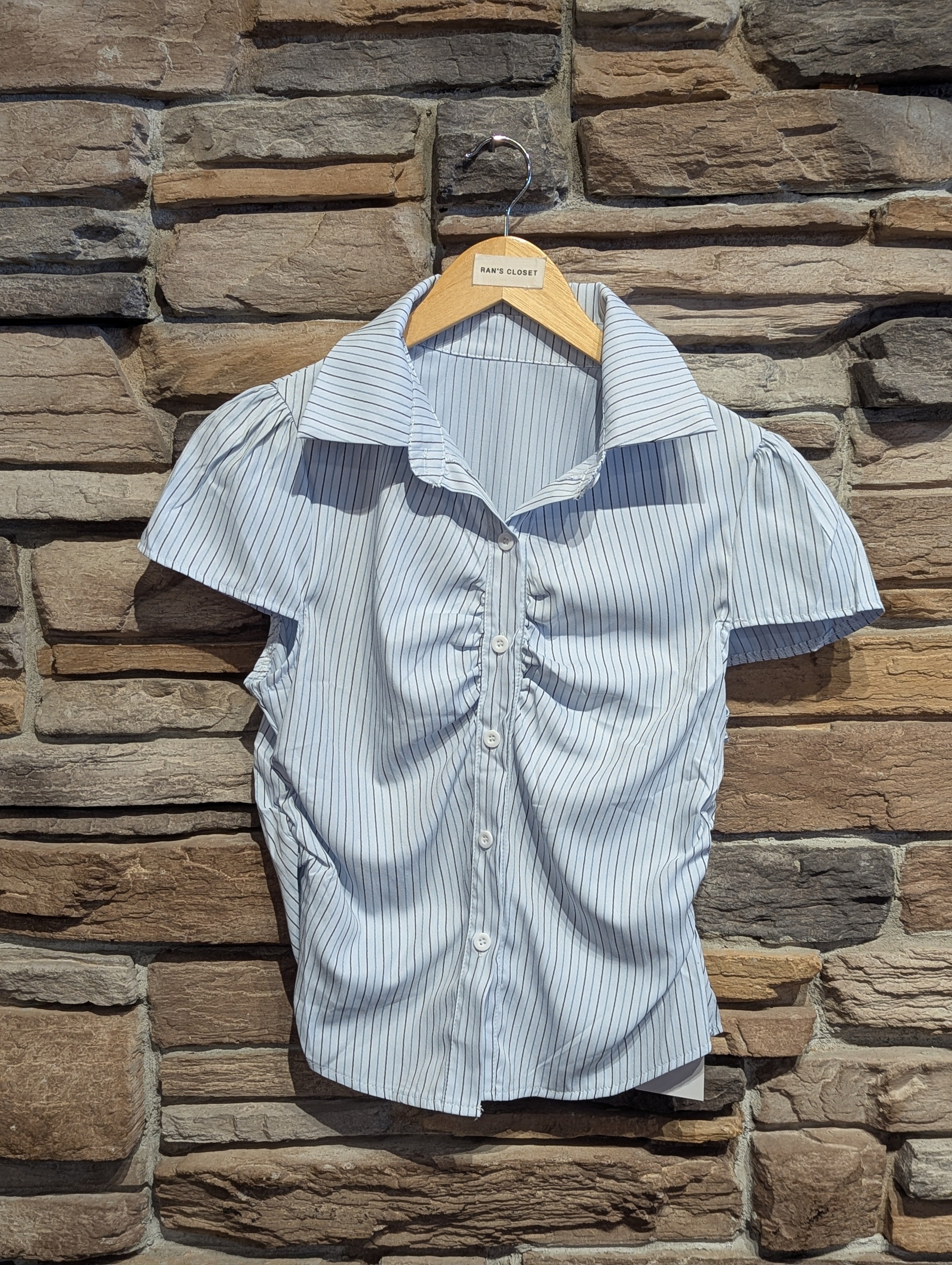 Short Sleeve Stripe Ruched Button Down