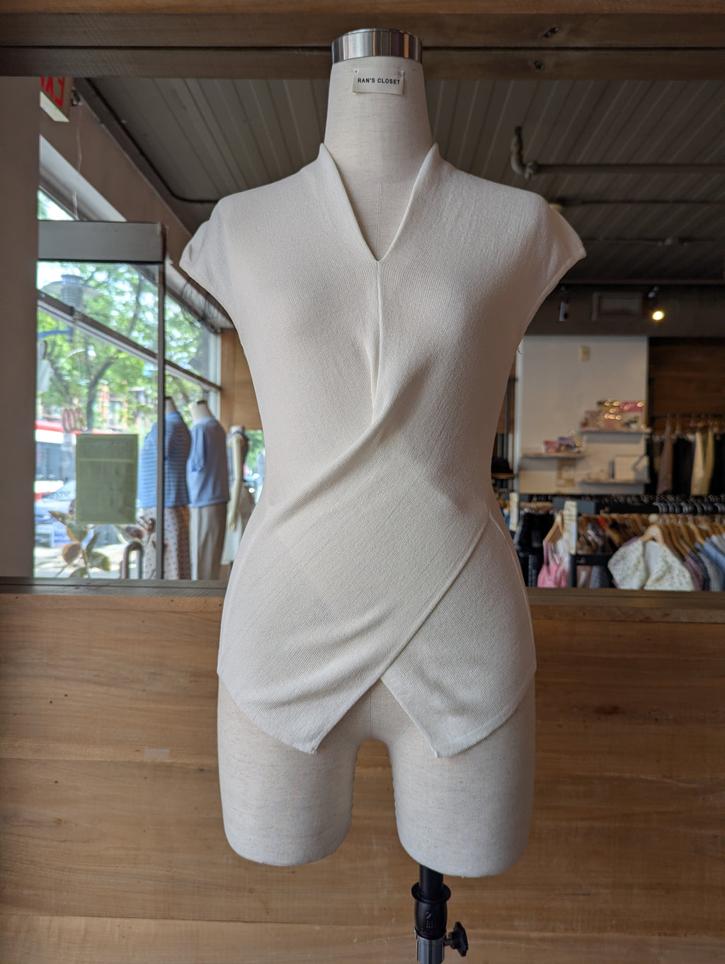 Minimal Sculpt Top