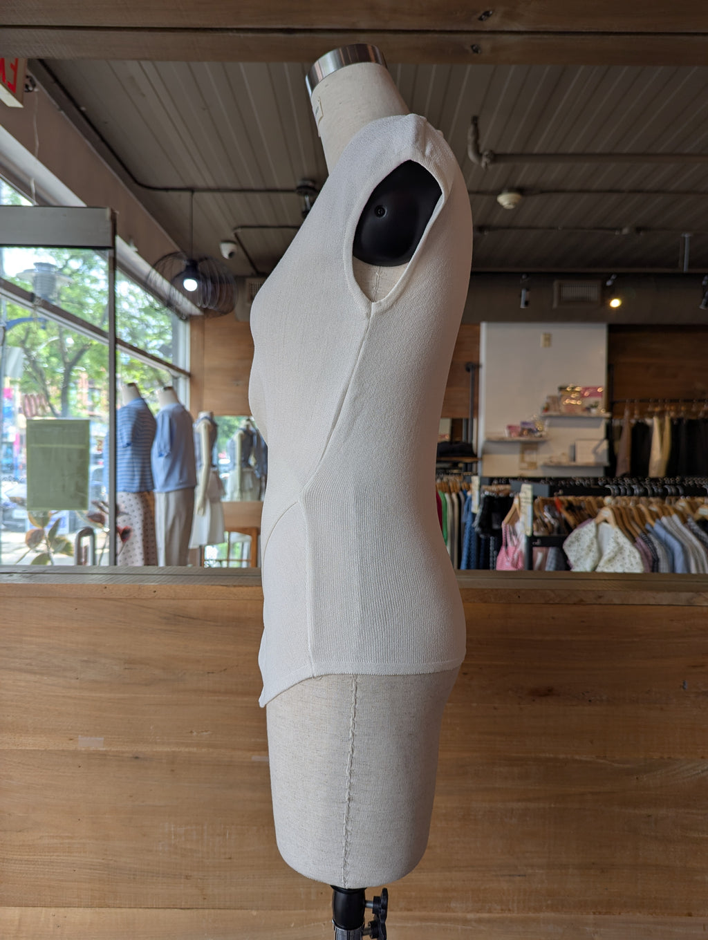 Minimal Sculpt Top