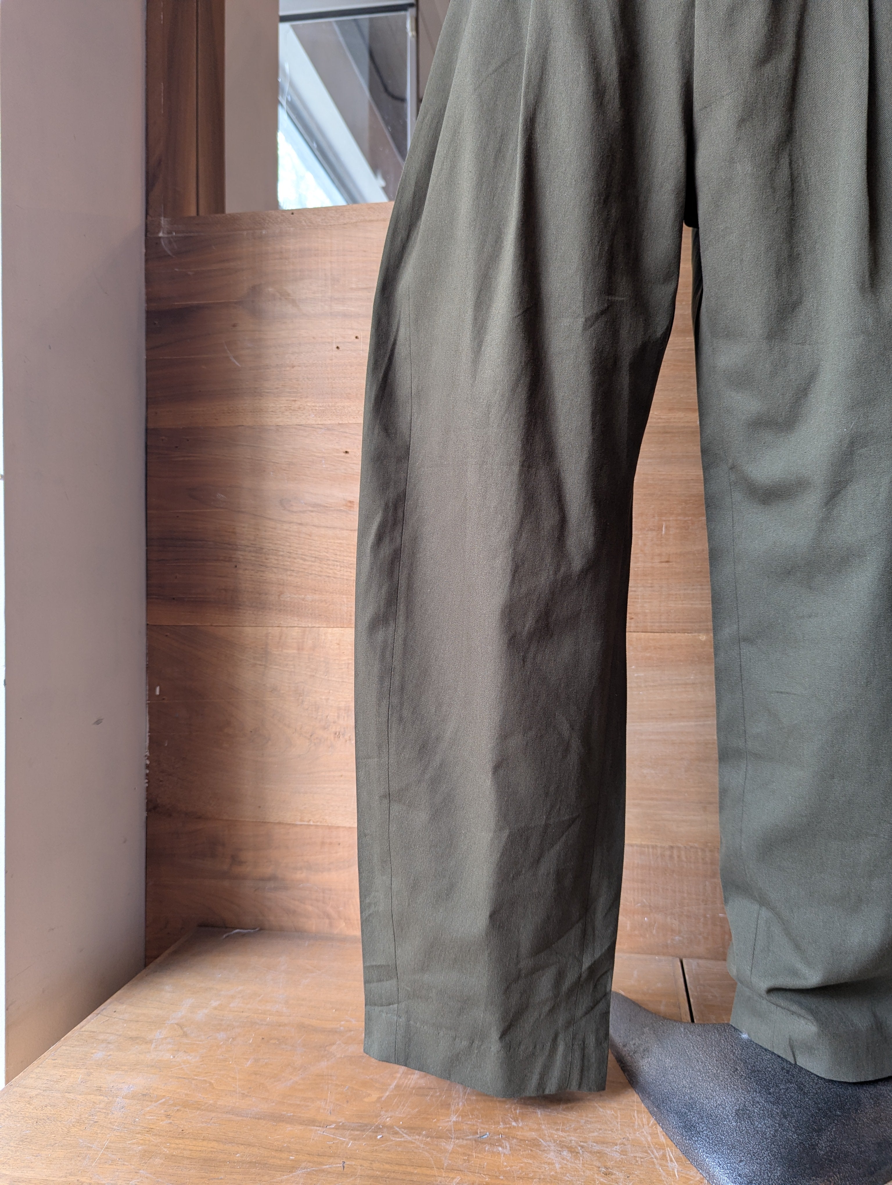 Volume Chino Pants