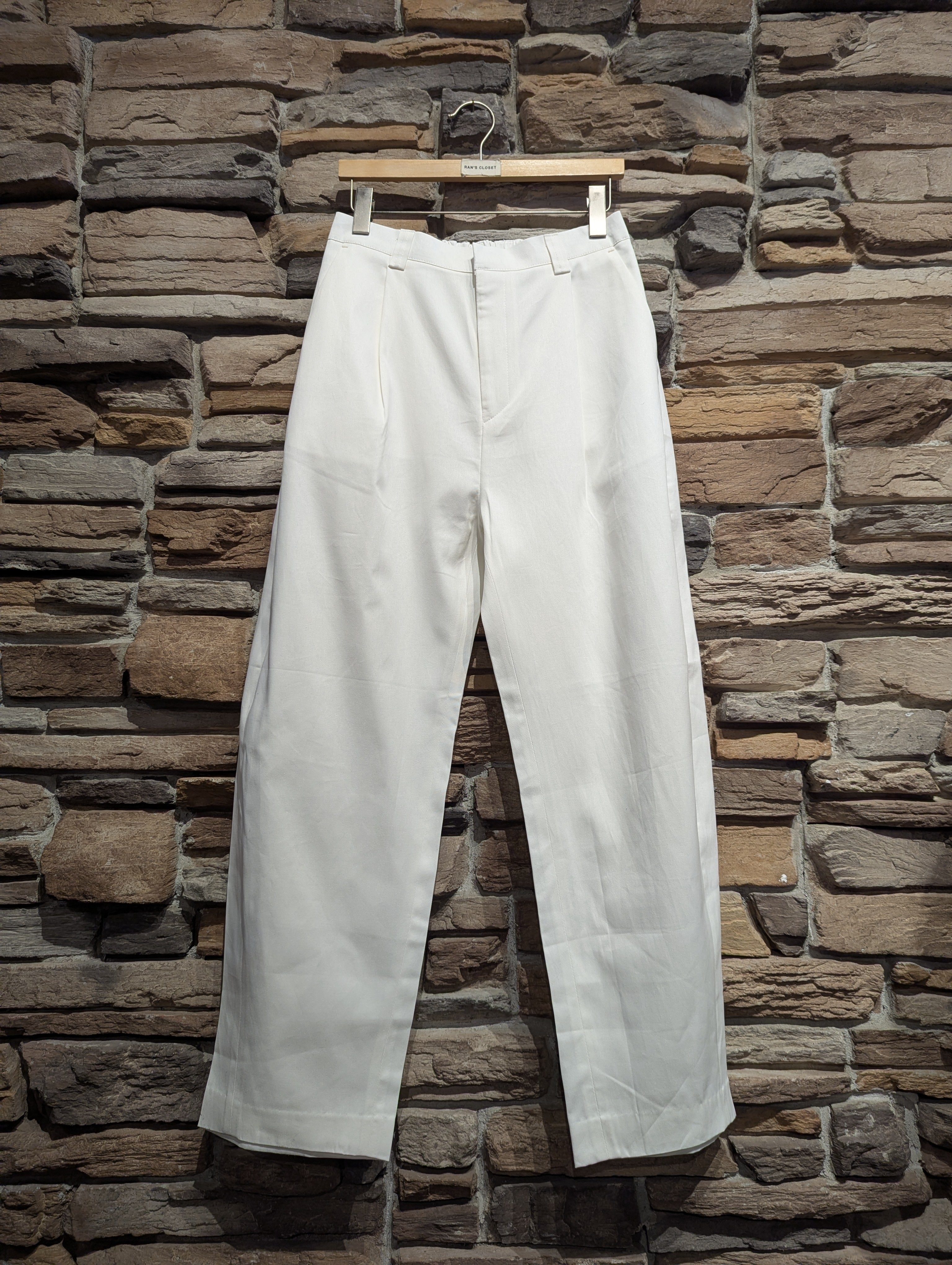 Volume Chino Pants