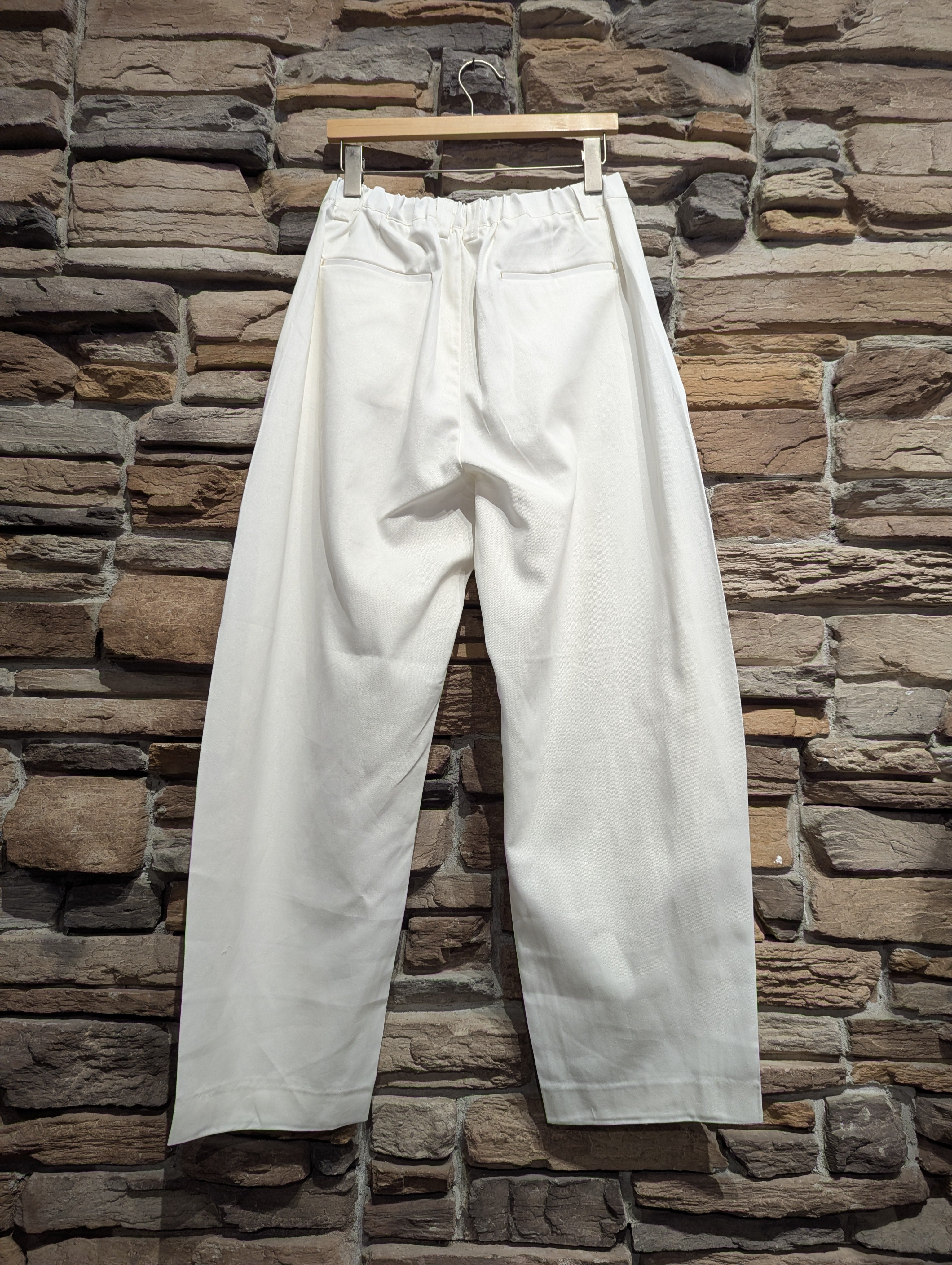 Volume Chino Pants