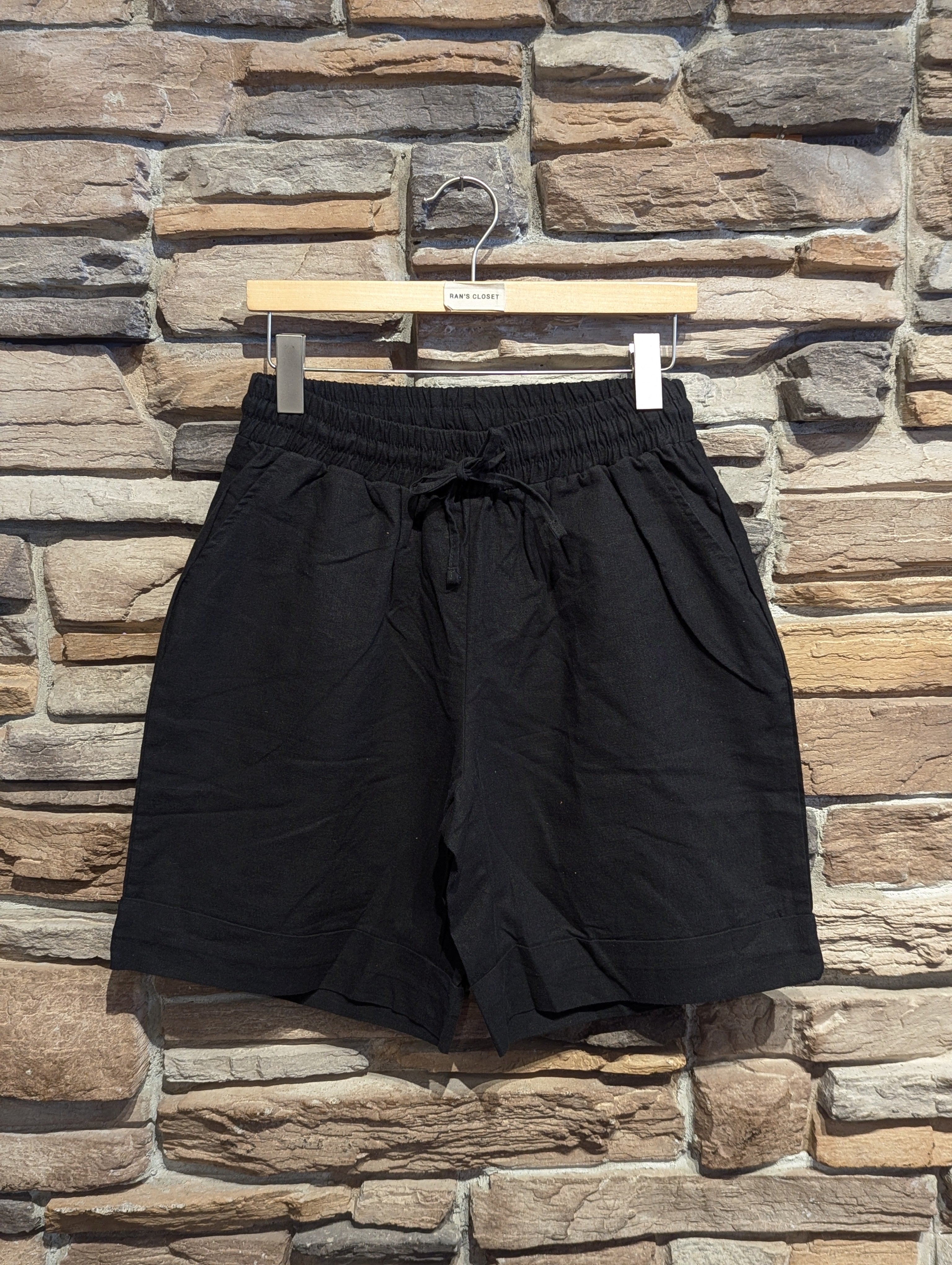 Weekend Ease Linen Shorts