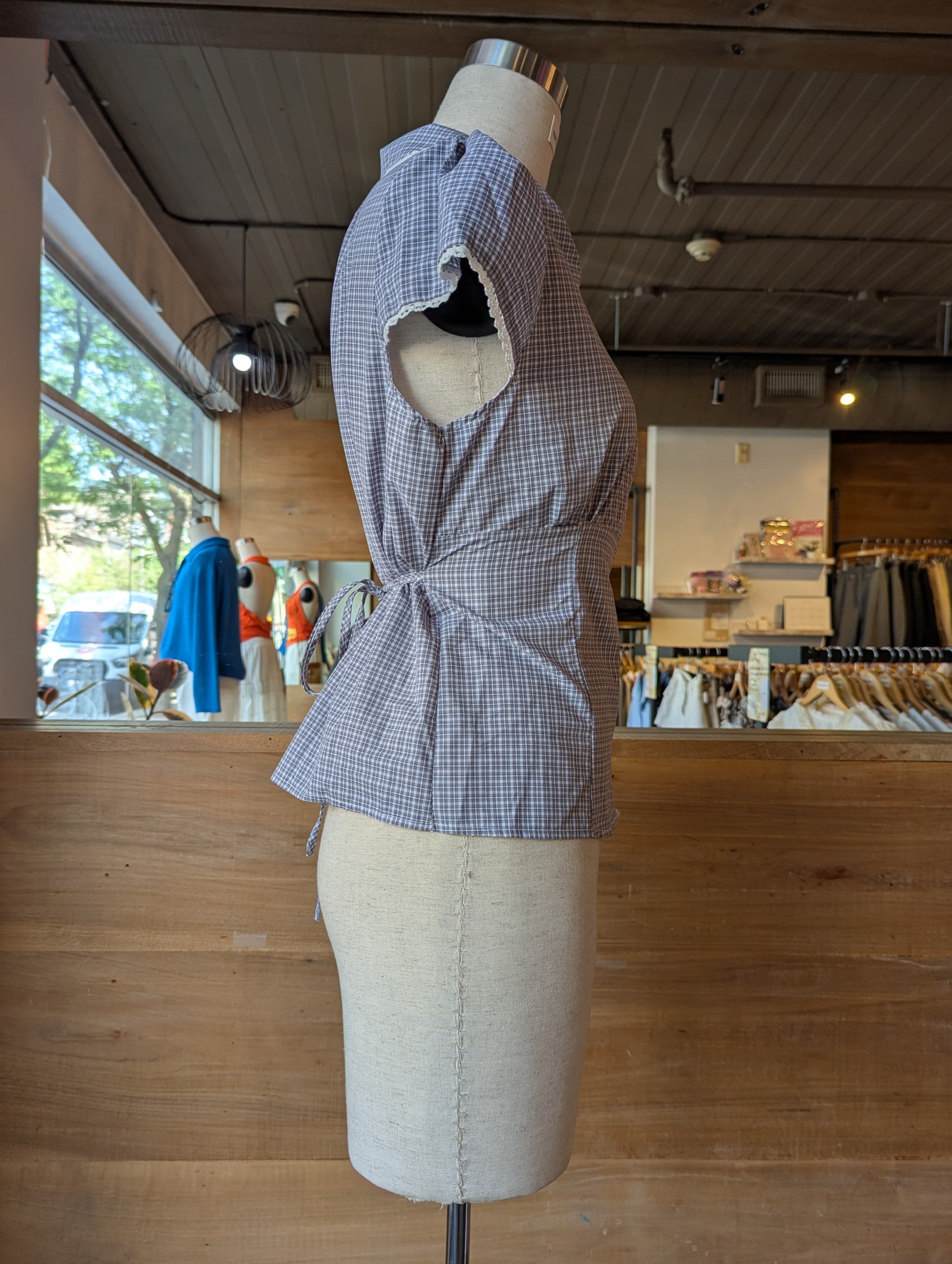 Cottage Keepsake Peter Pan Collar Tie Back Top