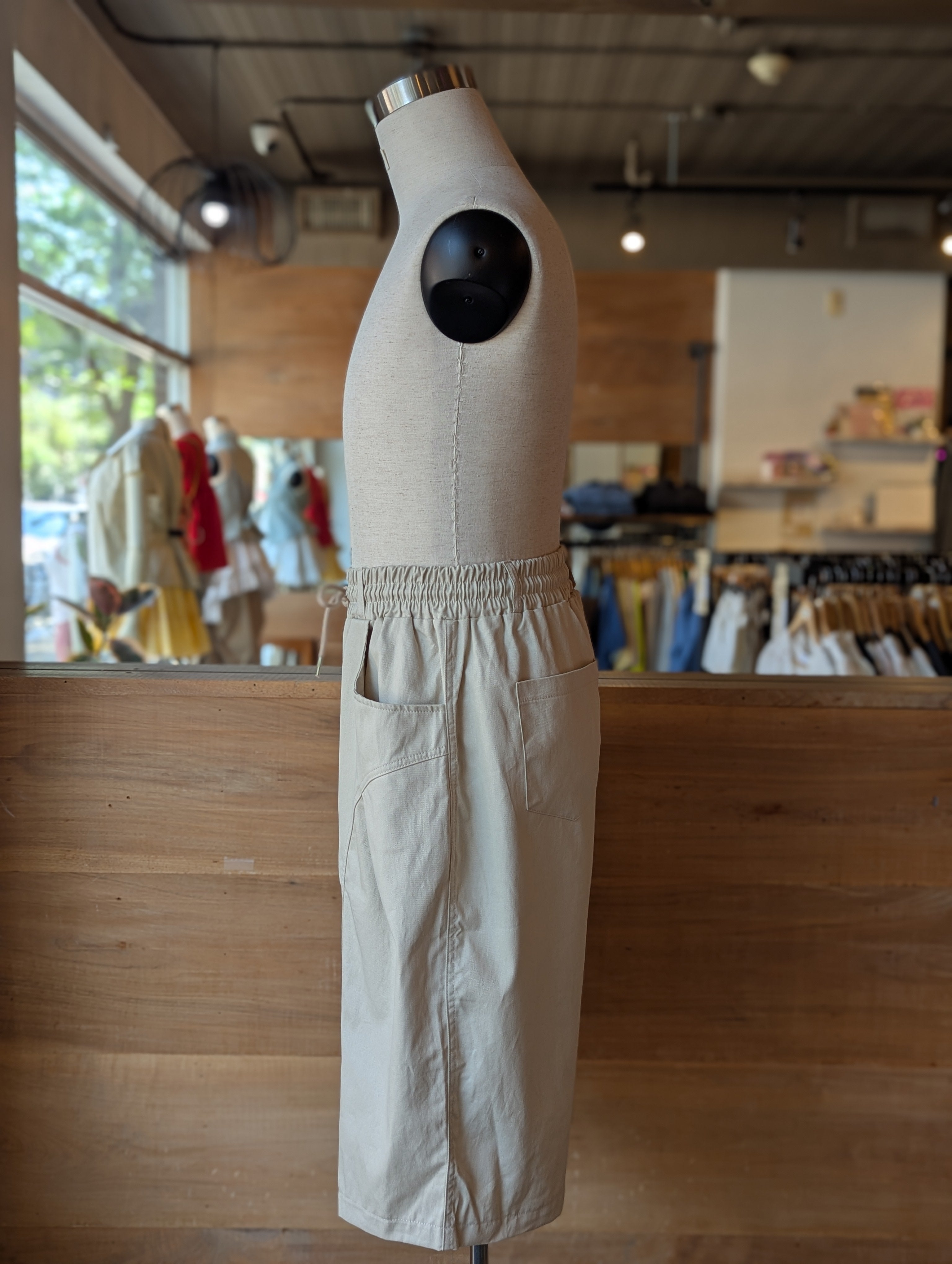 Curve Balloon shorts
