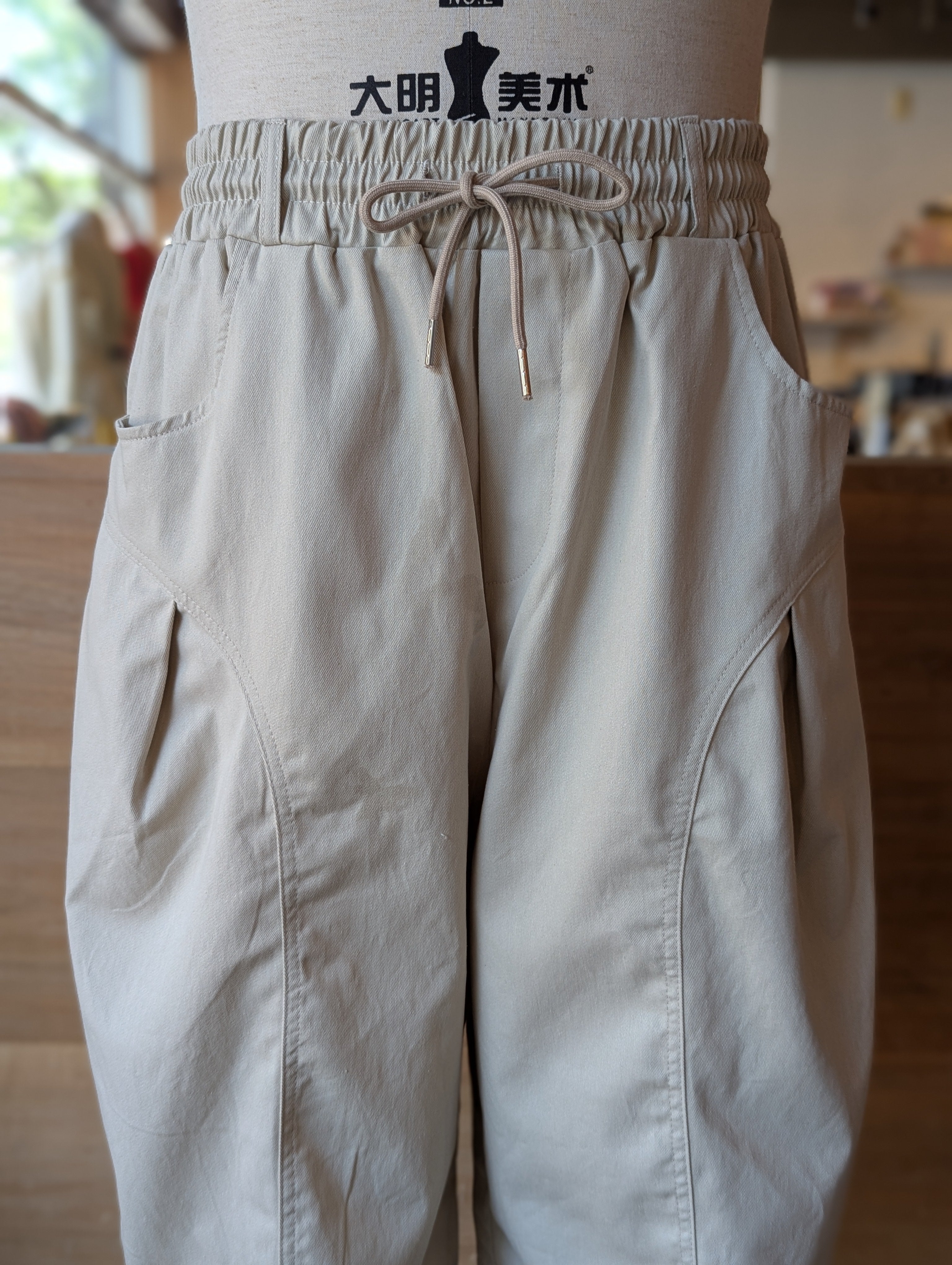 Curve Balloon shorts