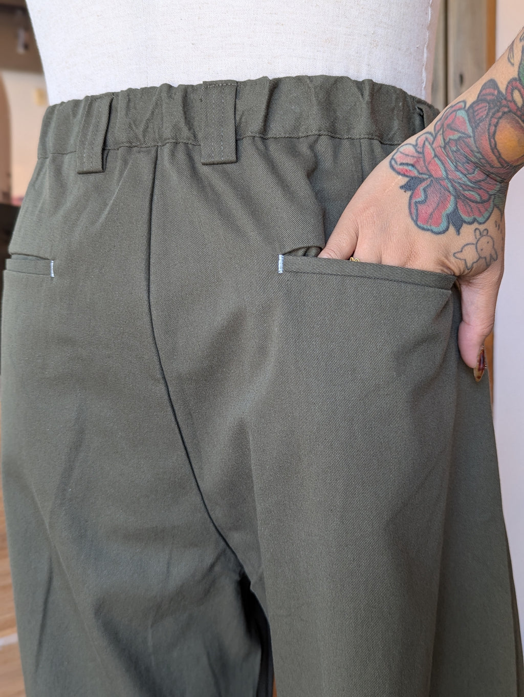 Volume Chino Pants