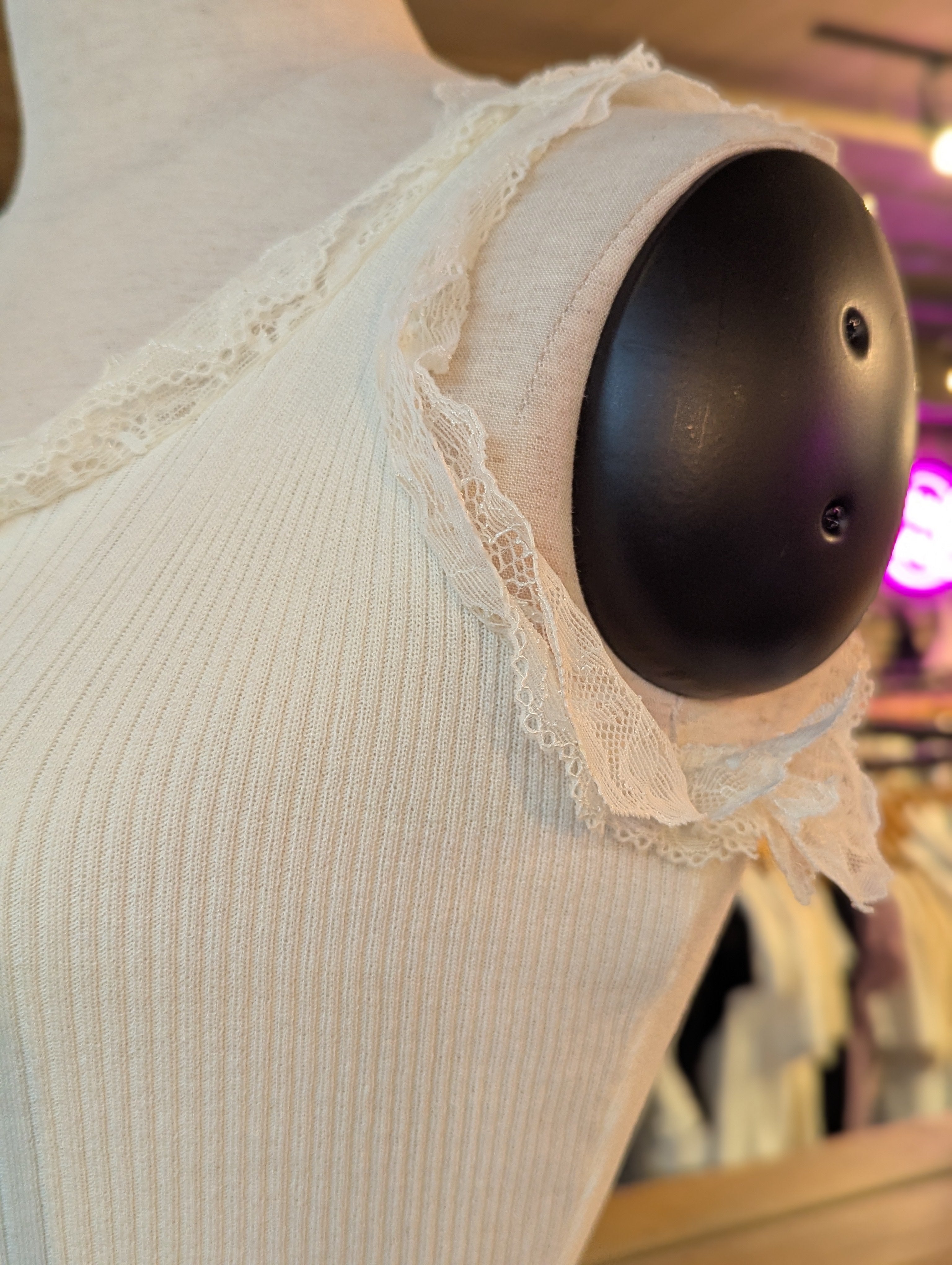 Petal Trim Tank Top