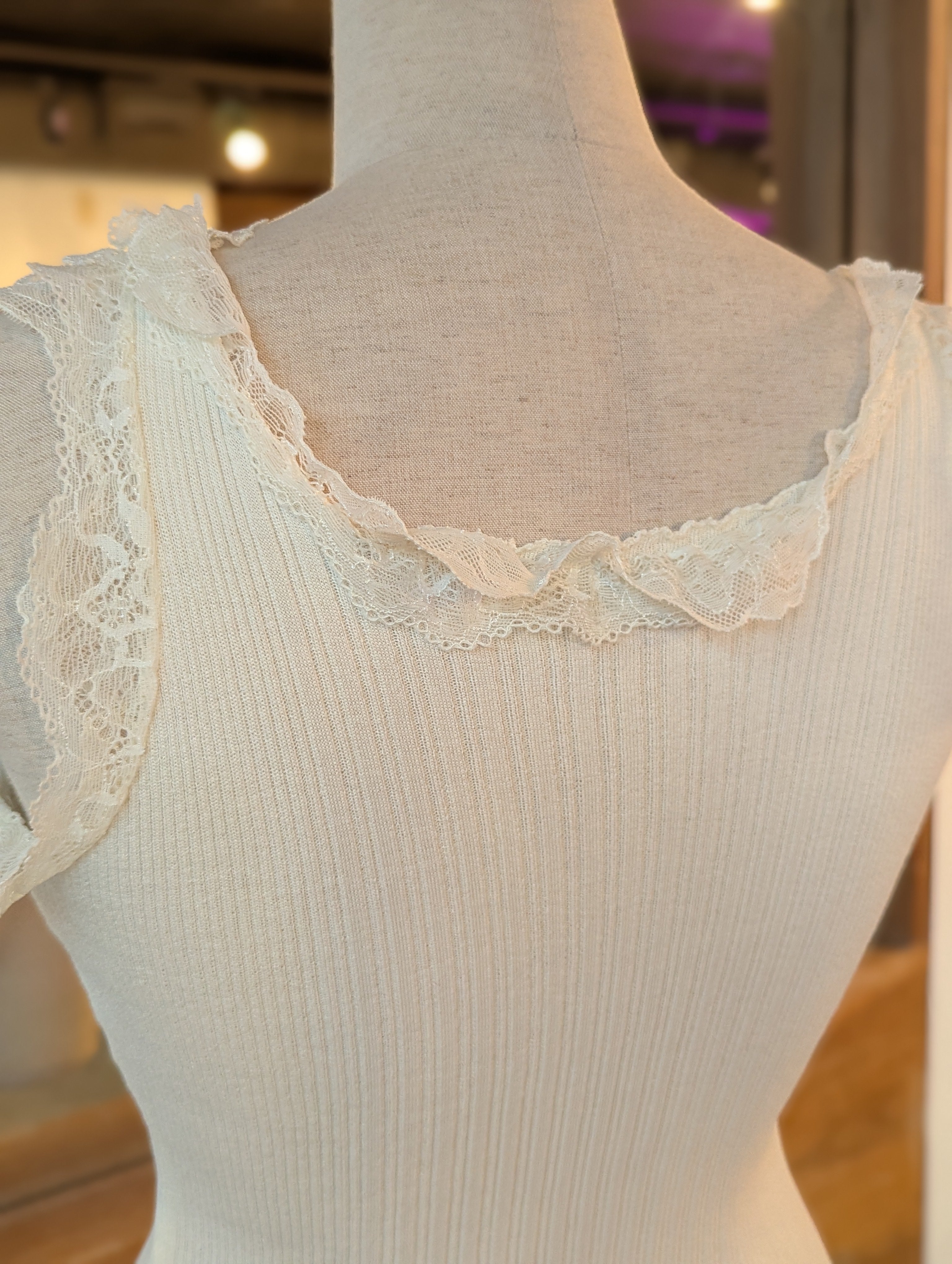 Petal Trim Tank Top